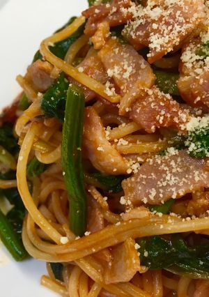 簡単‼ベーコンとほうれん草のナポリタン-レシピのメイン写真