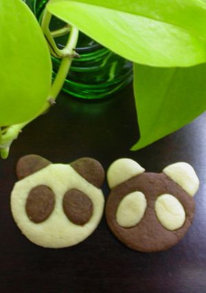 クマ型でパンダちゃんクッキー♪-レシピのメイン写真