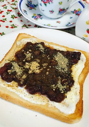あんヨーグルト黒ごまきな粉で和トースト♬-レシピのメイン写真