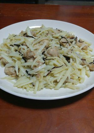 ☆じゃがいもと鶏の塩こんぶ炒め☆-レシピのメイン写真