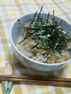 レンジで基本の炊き込みご飯(茶碗6杯分)-レシピのメイン写真