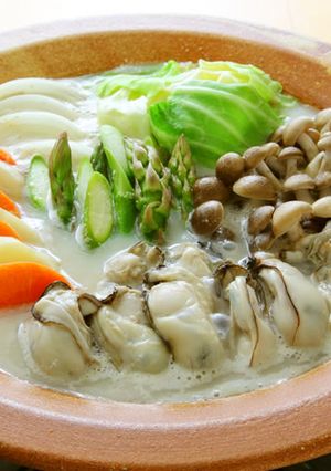 牡蠣と春野菜のごま豆乳鍋-レシピのメイン写真