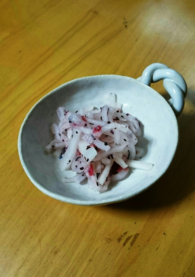 大根と梅干しのあえ物-レシピのメイン写真