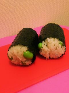【お子さま用】枝豆としらすのおにぎり-レシピのメイン写真