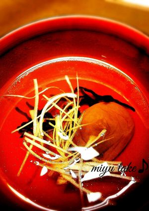 梅と塩コブのお吸物♪-レシピのメイン写真