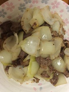 牛肉と玉ねぎのシンプル炒め-レシピのメイン写真