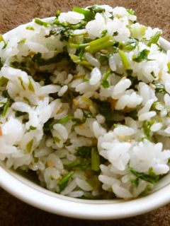 せりと梅のまぜご飯-レシピのメイン写真