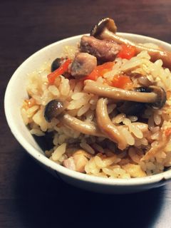 しめじと鶏肉の炊き込みご飯♪-レシピのメイン写真