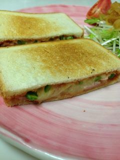 ピザトーストサンド-レシピのメイン写真