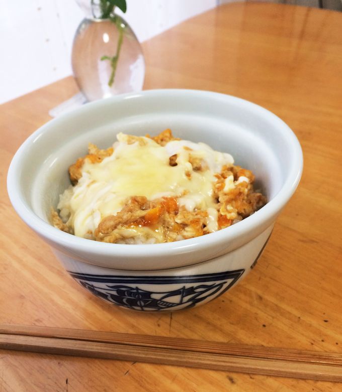 玉子丼にチーズをかけてしまいました。 by Ima3 【クックパッド