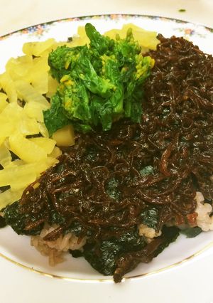 春の味 いかなごのくぎ煮のご飯ケーキ-レシピのメイン写真