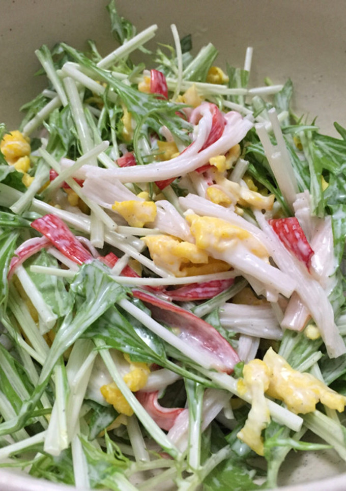 たまごとカニカマで☆水菜サラダ-レシピのメイン写真