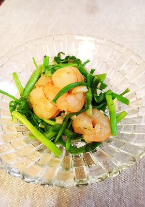 副菜に！セリと海老のあっさりニンニク炒め-レシピのメイン写真