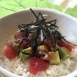 ハワイアン風マグロのポキ丼