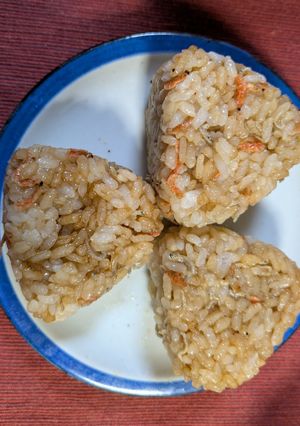 ちりめんしらすのしょうゆ味のおにぎり-レシピのメイン写真