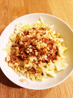 簡単副菜!キャベツのおかか天かすがけ-レシピのメイン写真