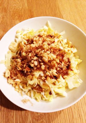 簡単副菜！キャベツのおかか天かすがけ-レシピのメイン写真