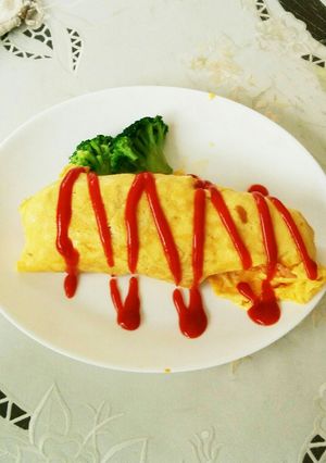 絶妙な味付け♡余ったご飯でオムライス-レシピのメイン写真