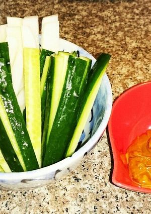 野菜スティックと簡単味噌ディップ❗-レシピのメイン写真