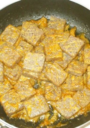簡単コンニャクの味噌ステーキ♪煮物甘辛煮-レシピのメイン写真
