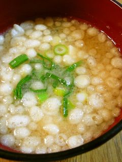 お味噌汁に・・・☆天かす入れて☆-レシピのメイン写真