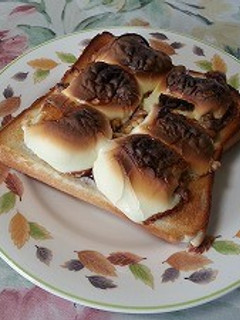 食パンでデザートピザ-レシピのメイン写真