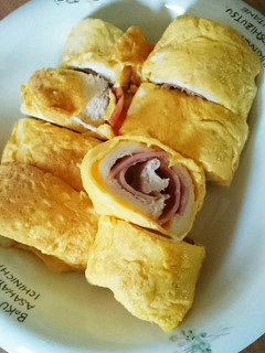 簡単朝食!!食パンでくるくるたまごロール-レシピのメイン写真