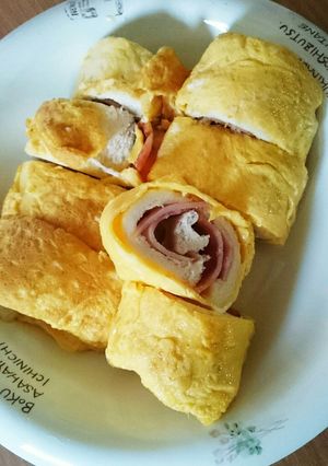 簡単朝食!!食パンでくるくるたまごロール-レシピのメイン写真