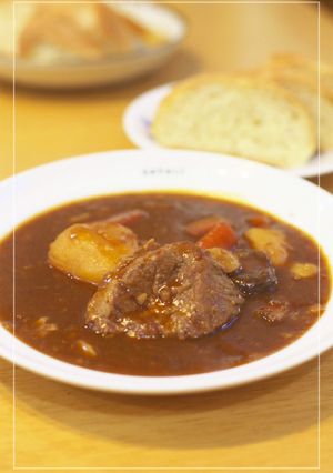 市販ルー&圧力鍋で簡単本格ビーフシチュー-レシピのメイン写真