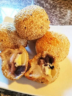 クリームチーズ入りごま団子❗-レシピのメイン写真
