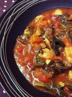たっぷりほうれん草と鶏むね肉のトマト煮-レシピのメイン写真