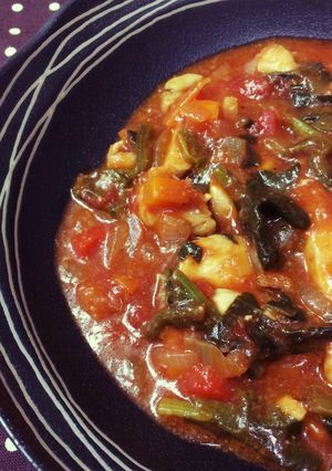 たっぷりほうれん草と鶏むね肉のトマト煮-レシピのメイン写真
