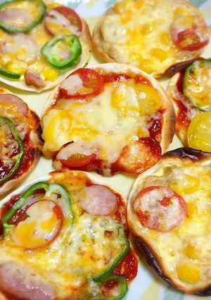 餃子の皮で簡単ミニピザ☆おつまみにも-レシピのメイン写真