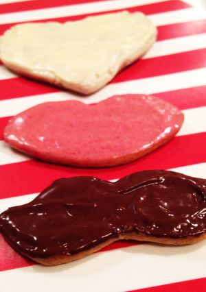 計らず簡単型抜き クッキー★チョコがけ-レシピのメイン写真