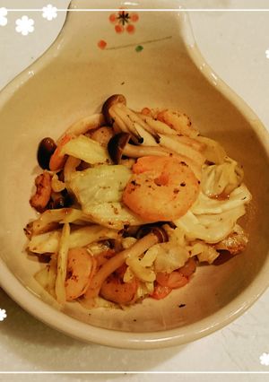 海老としめじとキャベツ☆簡単肉中華風炒め-レシピのメイン写真