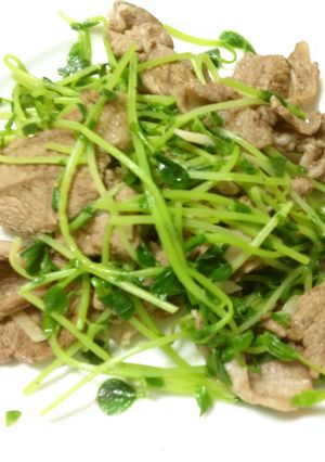 羊肉豆苗炒め-レシピのメイン写真