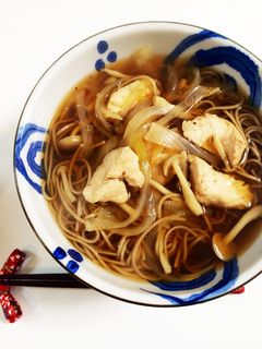 1人ランチに♡かんたん蕎麦つゆ-レシピのメイン写真