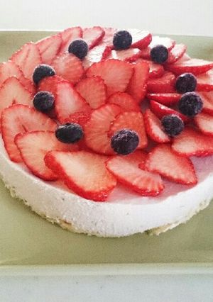 混ぜるだけ！イチゴのムースケーキ-レシピのメイン写真