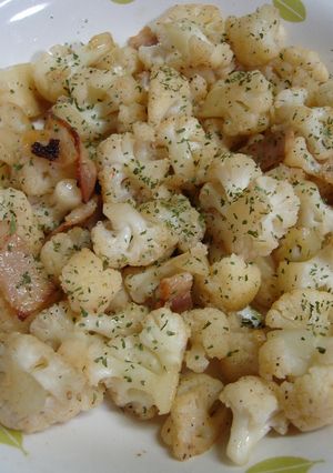 ビールにワインに◎カリフラワーの炒め物★-レシピのメイン写真