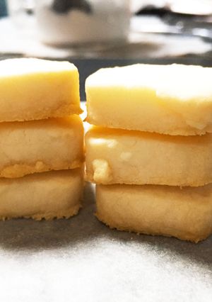 材料3つ⭐サクッコーンスターチクッキー-レシピのメイン写真