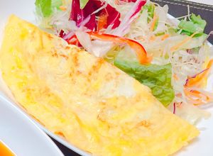 卵の消費に！超簡単チーズオムレツ-レシピのメイン写真