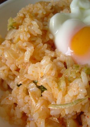 卵がぷるぷる★キムチチャーハン-レシピのメイン写真