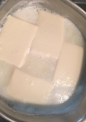 重曹で簡単に温泉湯豆腐的なふわとろ豆腐。-レシピのメイン写真