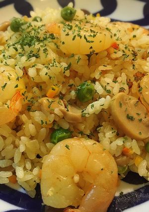 初めてでも簡単♪フライパンで海老ピラフ-レシピのメイン写真