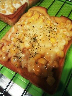 コーンバター風味醤油トースト-レシピのメイン写真