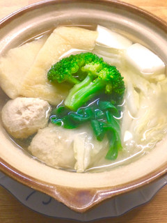 鳥ミンチボールと油揚げの一人鍋-レシピのメイン写真