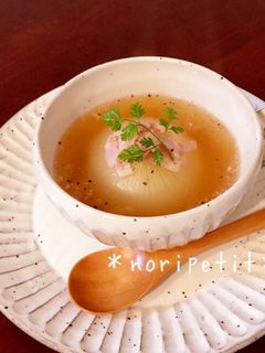 レンチンde時短♡新玉ねぎ丸ごとスープ-レシピのメイン写真