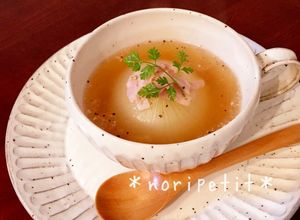 レンチンde時短♡新玉ねぎ丸ごとスープ-レシピのメイン写真