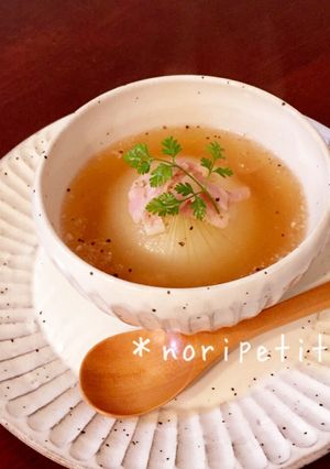 レンチンde時短♡新玉ねぎ丸ごとスープ-レシピのメイン写真