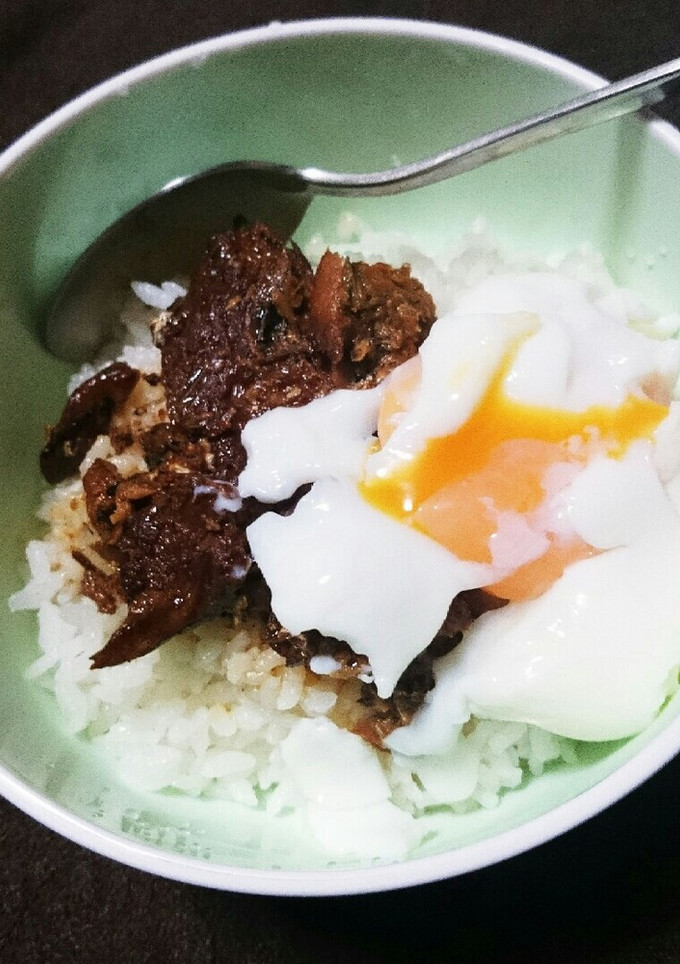 いわし蒲焼きと半熟卵のどんぶり-レシピのメイン写真